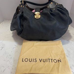 Authentic Louis Vuitton shoulder handbag